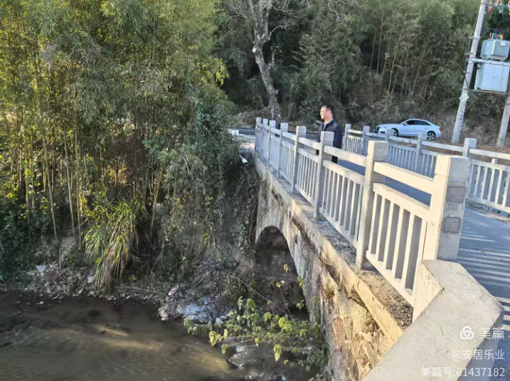 安乐镇开展11月“河长日”巡河活动